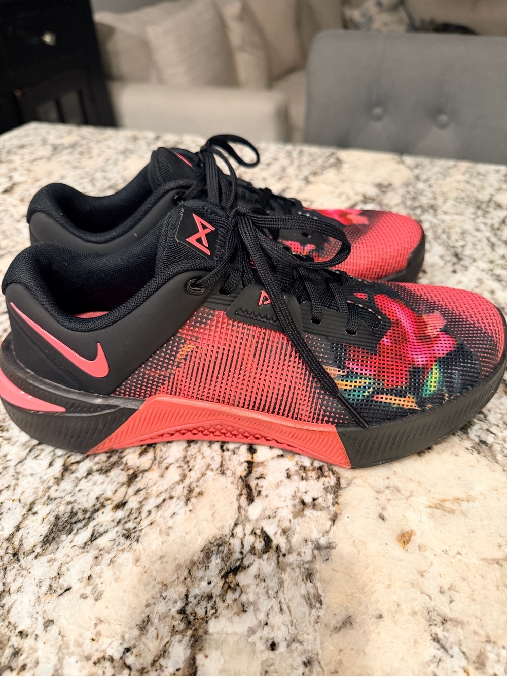 Nike Black and Pink Floral-Print Women's Sneakers.  Metcon 10